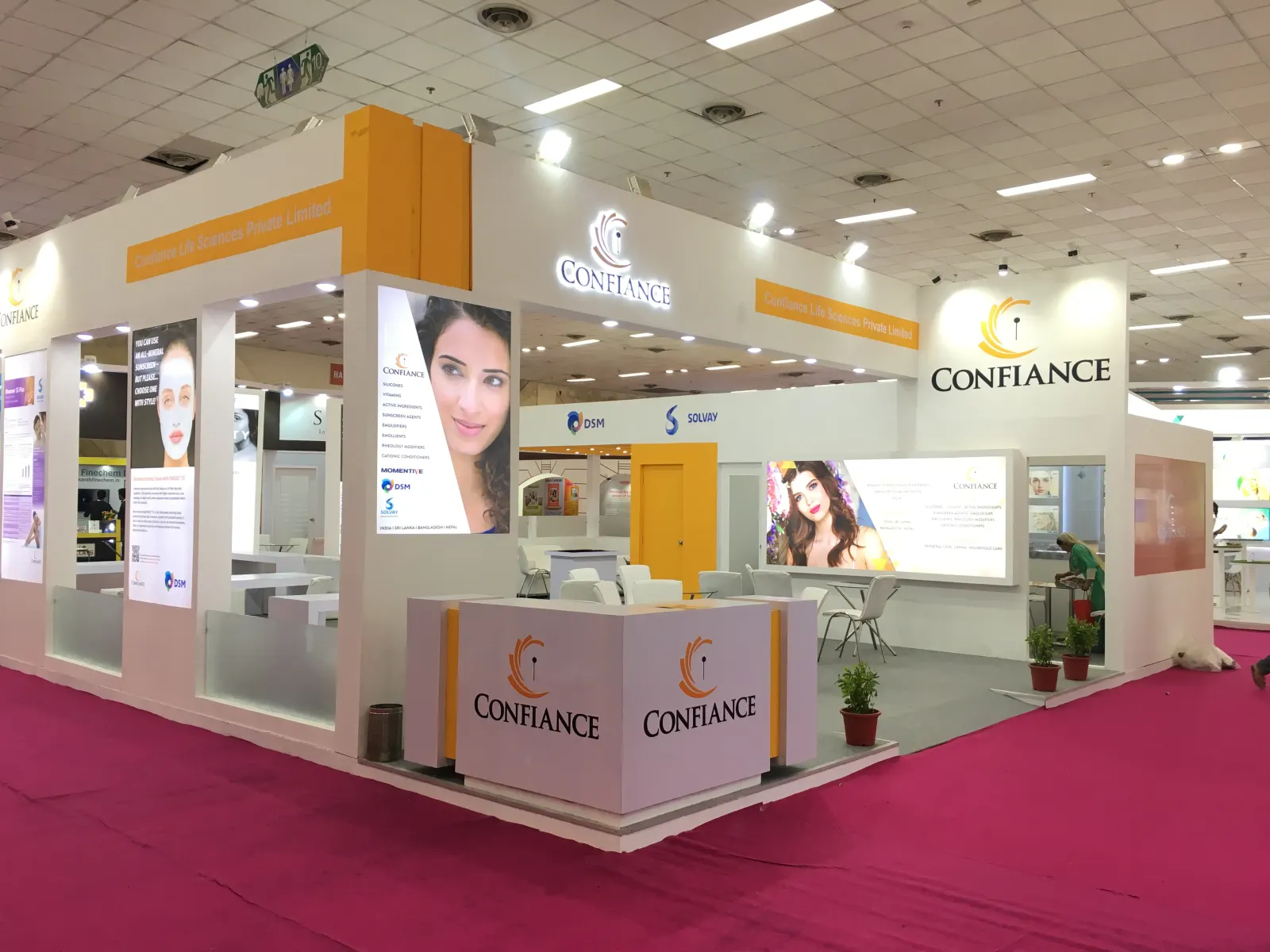 Confiance — Exhibition Stand